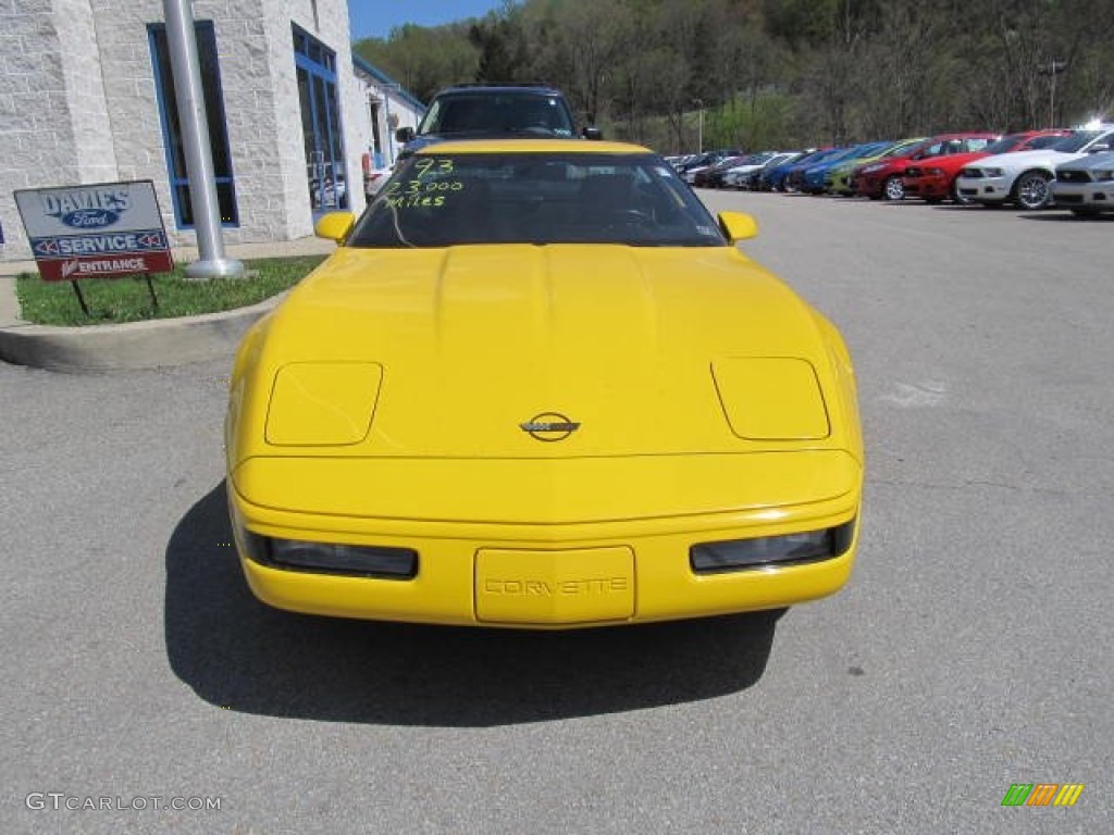 1993 Corvette Coupe - Competition Yellow / Black photo #5