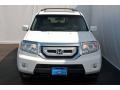 Taffeta White - Pilot Touring 4WD Photo No. 7