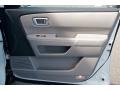 Taffeta White - Pilot Touring 4WD Photo No. 34
