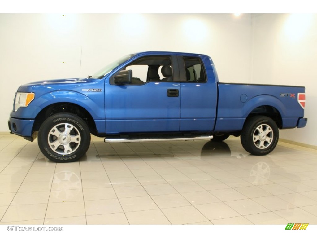 2010 F150 STX SuperCab 4x4 - Blue Flame Metallic / Medium Stone photo #4