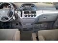 2009 Silver Pearl Metallic Honda Odyssey LX  photo #5