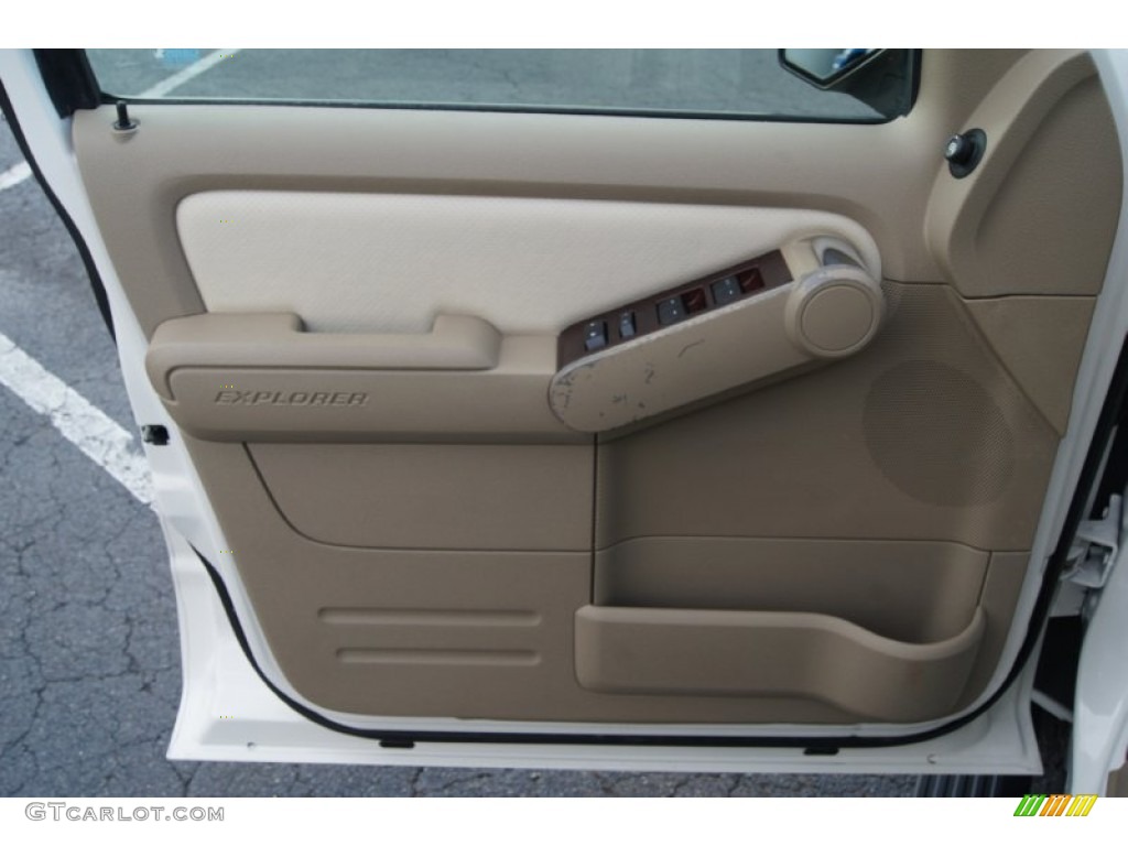 2009 Ford Explorer Limited AWD Door Panel Photos