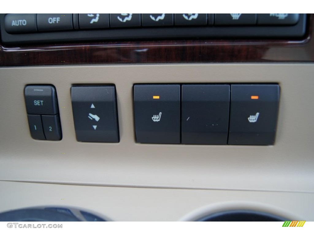 2009 Ford Explorer Limited AWD Controls Photos