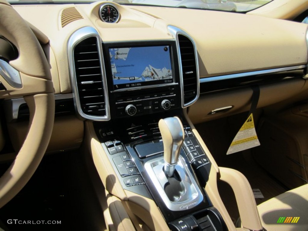 2012 Cayenne  - Jet Green Metallic / Luxor Beige photo #6