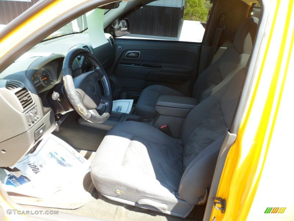 2004 Colorado LS Regular Cab - Yellow / Very Dark Pewter photo #14