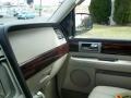 2003 Silver Birch Metallic Lincoln Navigator Luxury 4x4  photo #21
