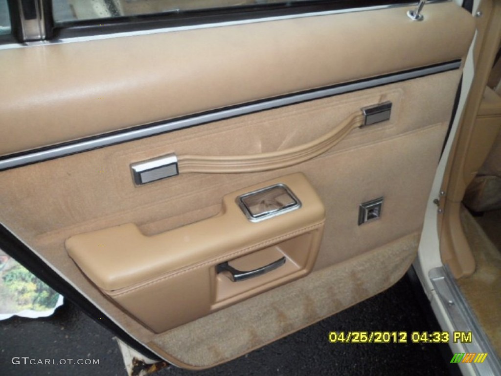 1985 Caprice Estate Wagon - Cream Metallic / Beige photo #13