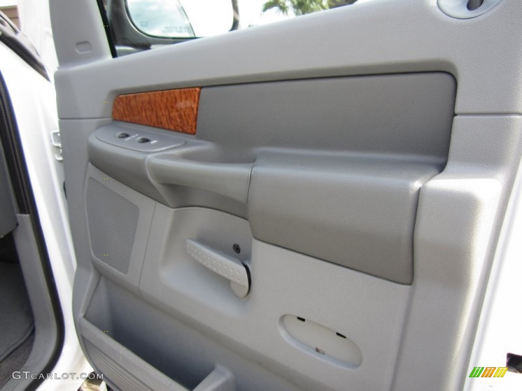2006 Ram 2500 Laramie Quad Cab 4x4 - Bright White / Medium Slate Gray photo #33