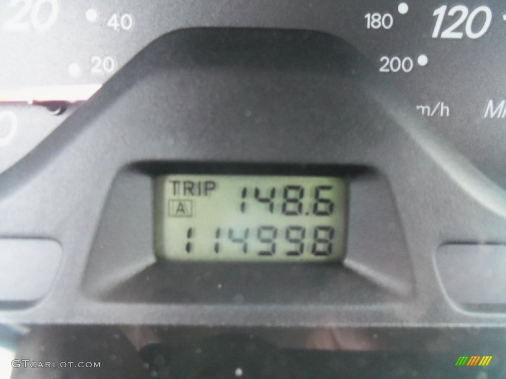 2003 Lancer LS - Innsbruck White / Gray photo #11