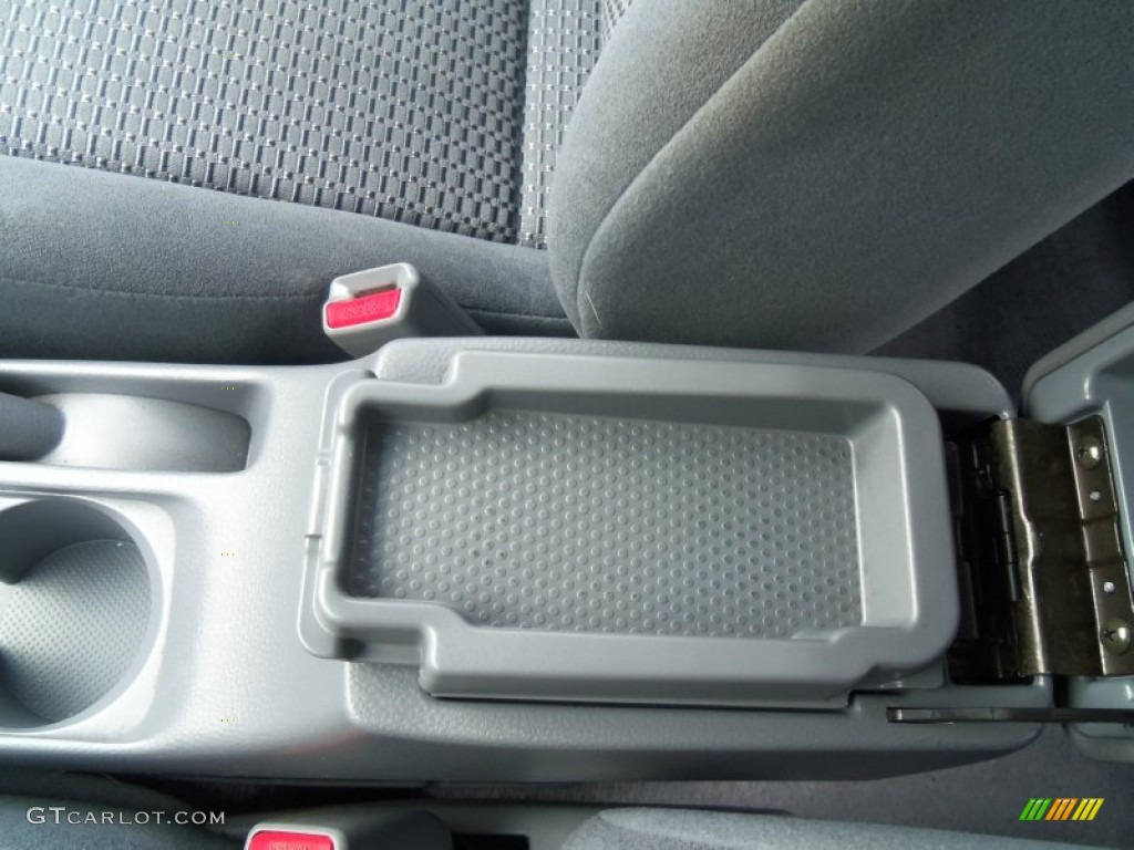 2003 Lancer LS - Innsbruck White / Gray photo #16
