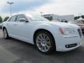 Bright White - 300 C Photo No. 4