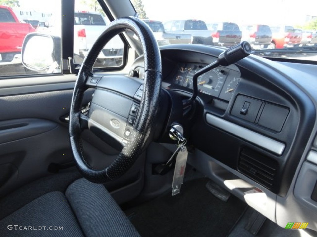 1995 Ford F150 SVT Lightning SVT Gray Dashboard Photo #64362276