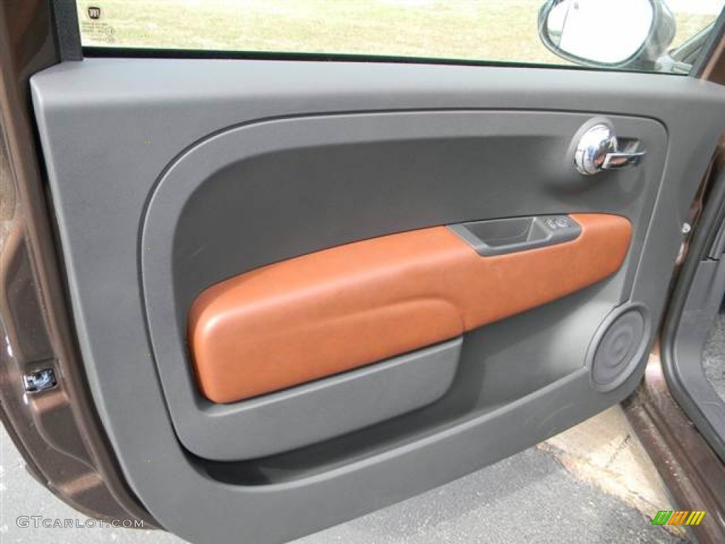 2012 Fiat 500 Lounge Pelle Marrone/Avorio (Brown/Ivory) Door Panel Photo #64363337