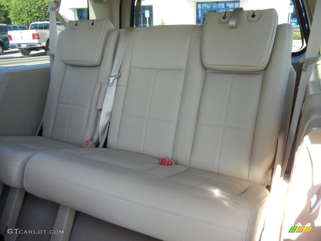 2008 Lincoln Navigator L Elite Rear Seat Photos