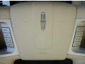 Light French Silk Metallic - Navigator L Elite Photo No. 28