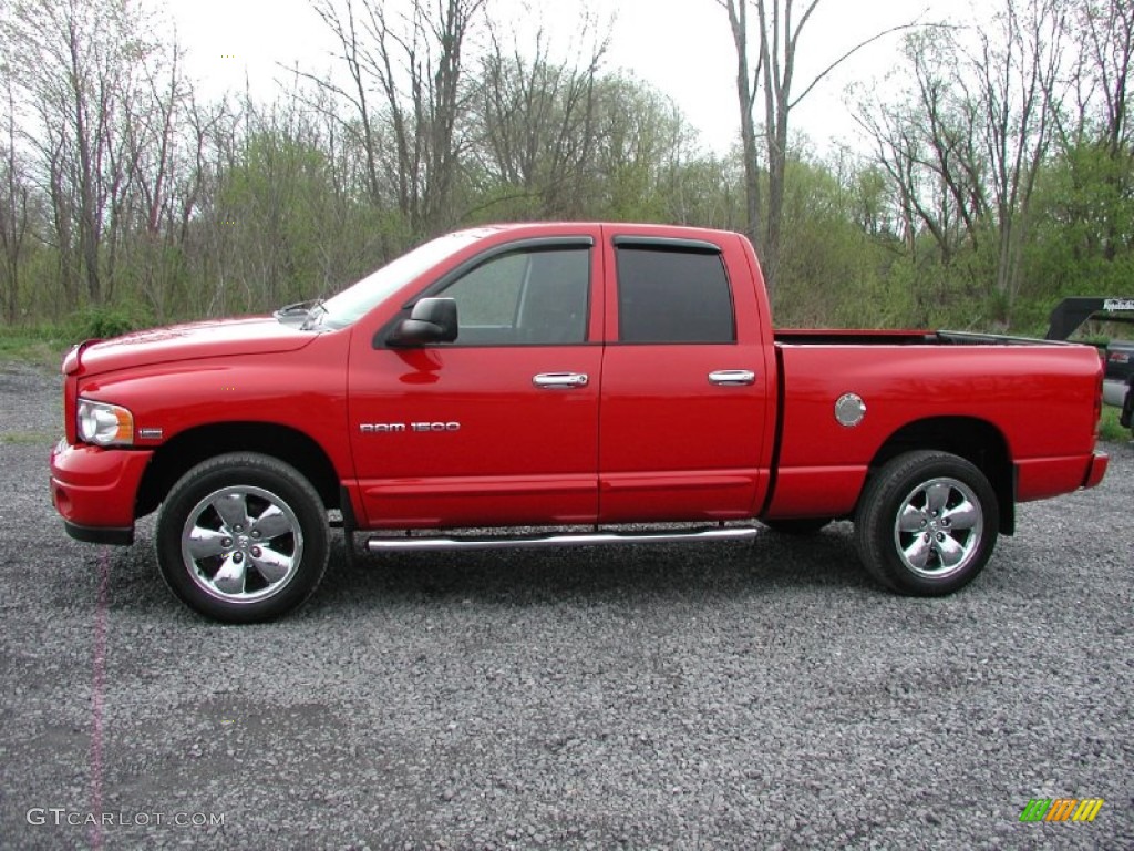 2004 Ram 1500 SLT Quad Cab 4x4 - Flame Red / Dark Slate Gray photo #3