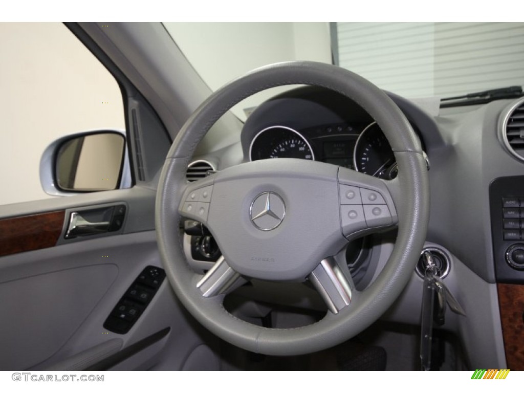2008 Mercedes-Benz ML 320 CDI 4Matic Ash Grey Steering Wheel Photo #64367622