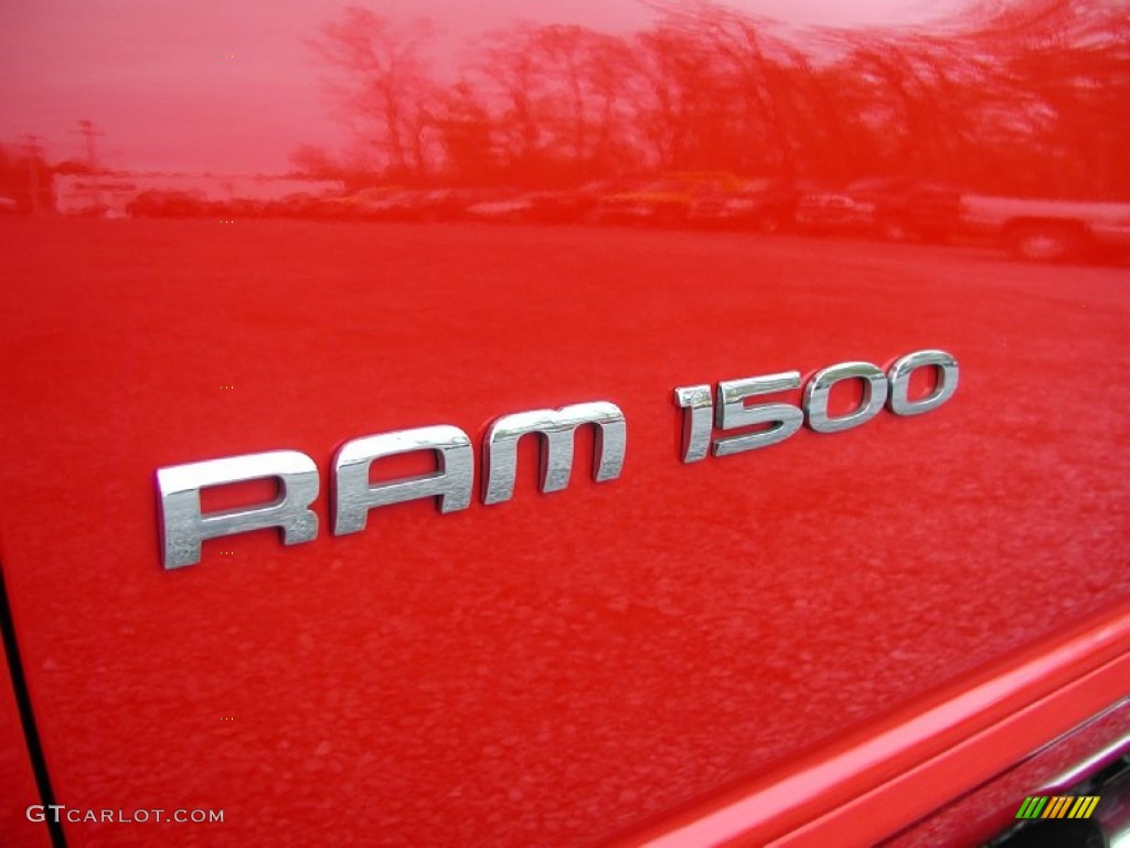 2004 Ram 1500 SLT Quad Cab 4x4 - Flame Red / Dark Slate Gray photo #19