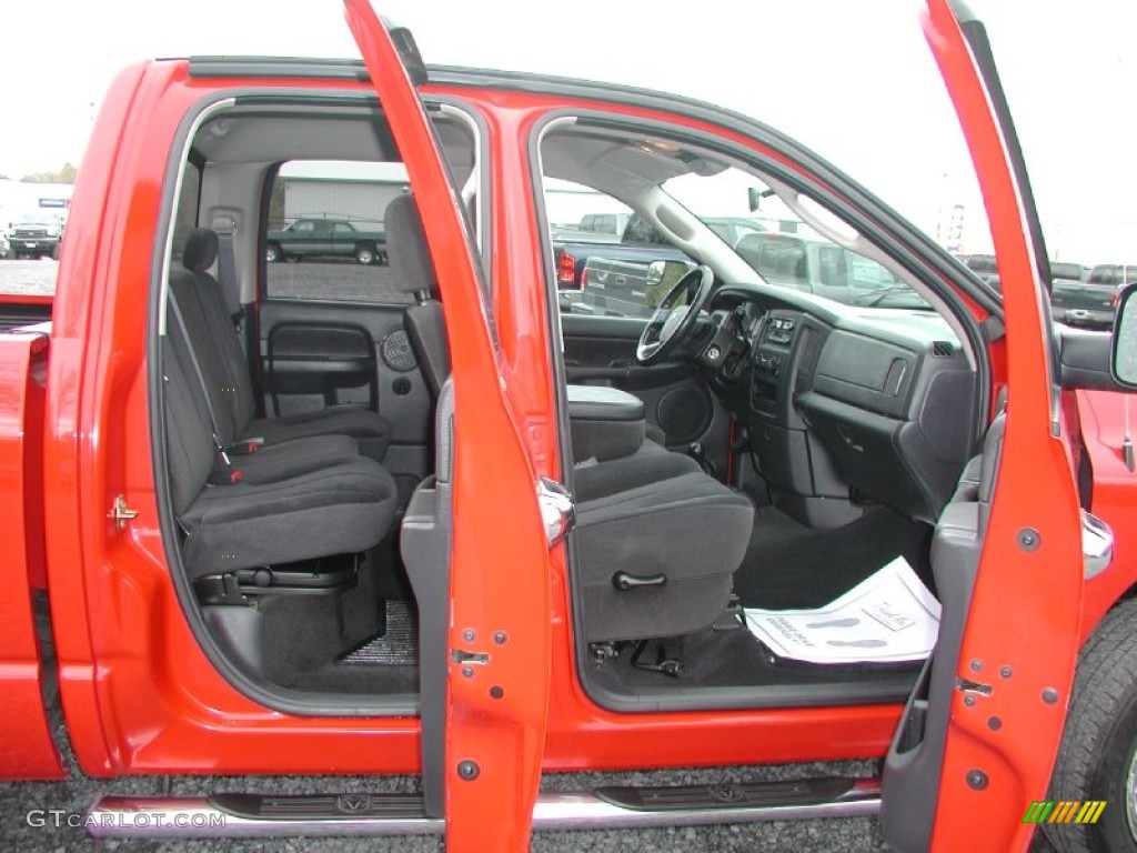 2004 Ram 1500 SLT Quad Cab 4x4 - Flame Red / Dark Slate Gray photo #29