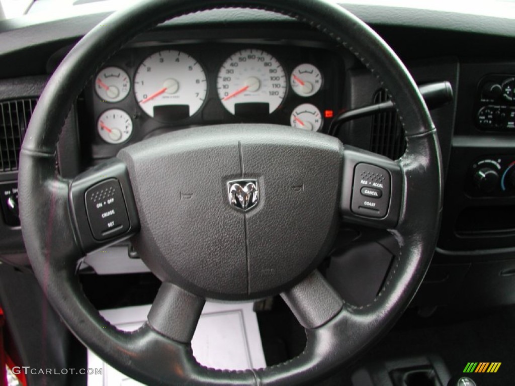 2004 Ram 1500 SLT Quad Cab 4x4 - Flame Red / Dark Slate Gray photo #46