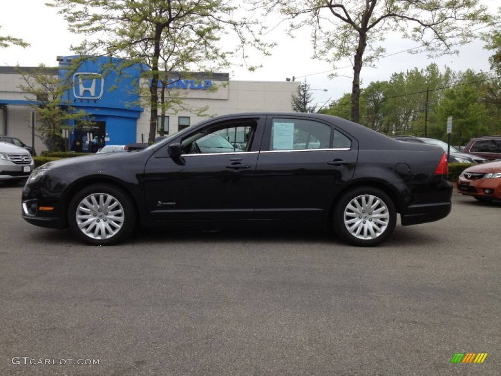 2010 Fusion Hybrid - Tuxedo Black Metallic / Charcoal Black photo #1