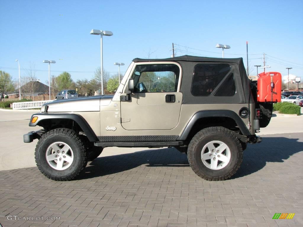 2004 Wrangler Rubicon 4x4 - Light Khaki Metallic / Khaki photo #4