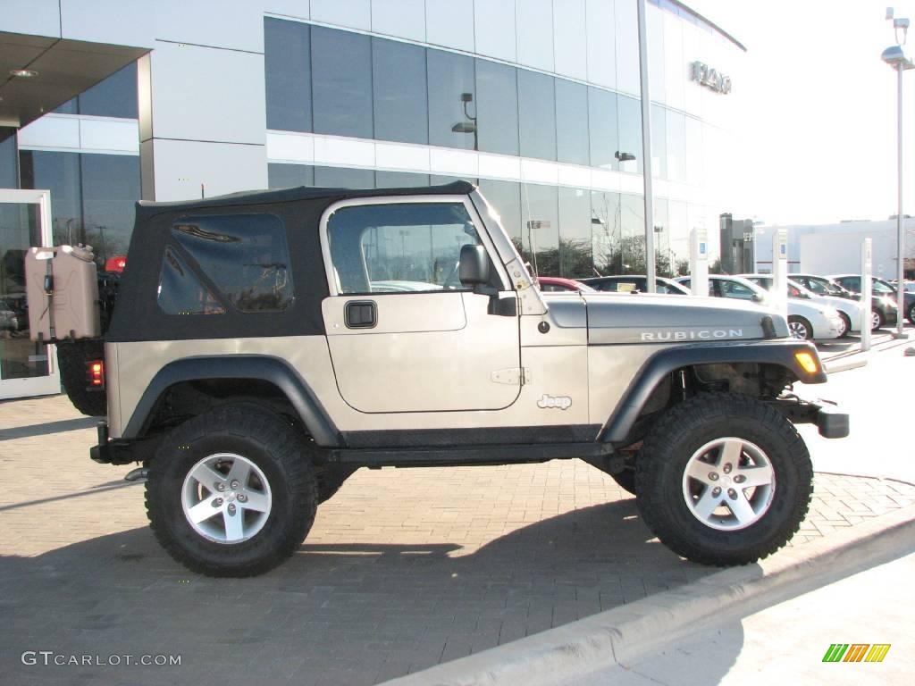 2004 Wrangler Rubicon 4x4 - Light Khaki Metallic / Khaki photo #8