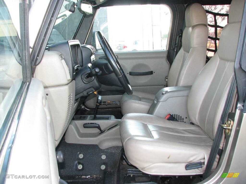 2004 Wrangler Rubicon 4x4 - Light Khaki Metallic / Khaki photo #9