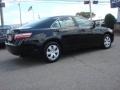 Black - Camry LE Photo No. 5