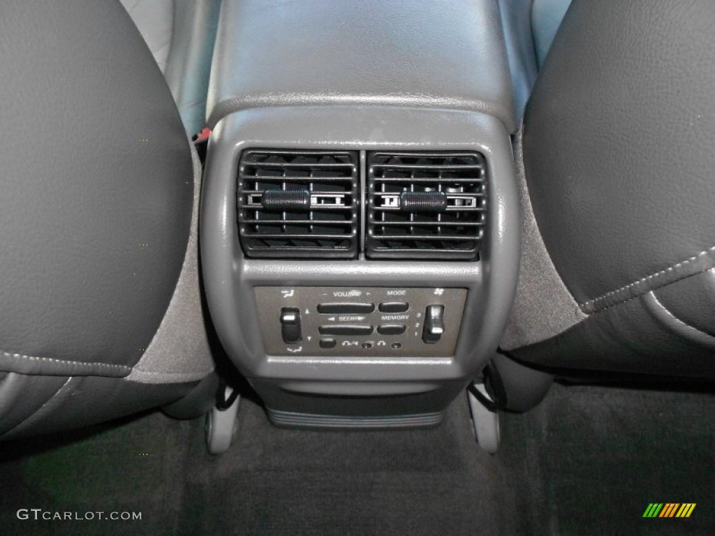 2003 Explorer Sport XLT - True Blue Metallic / Midnight Gray photo #23