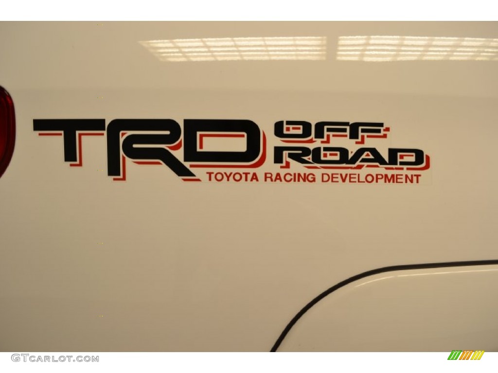 2011 Tundra TRD CrewMax - Super White / Graphite Gray photo #11