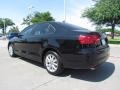 Black - Jetta SE Sedan Photo No. 3