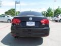 Black - Jetta SE Sedan Photo No. 4