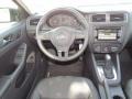 Black - Jetta SE Sedan Photo No. 15