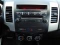 2010 Labrador Black Pearl Mitsubishi Outlander SE  photo #12