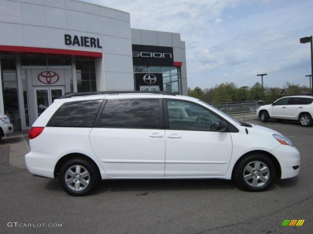 2009 Sienna LE - Super White / Taupe photo #7