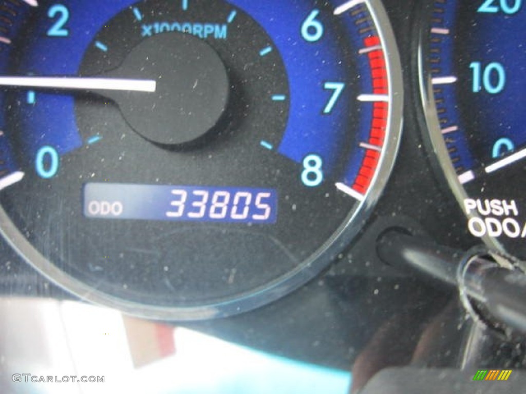 2009 Sienna LE - Super White / Taupe photo #20