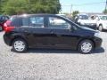 Super Black - Versa 1.8 S Hatchback Photo No. 2