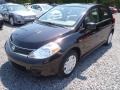 Super Black - Versa 1.8 S Hatchback Photo No. 7