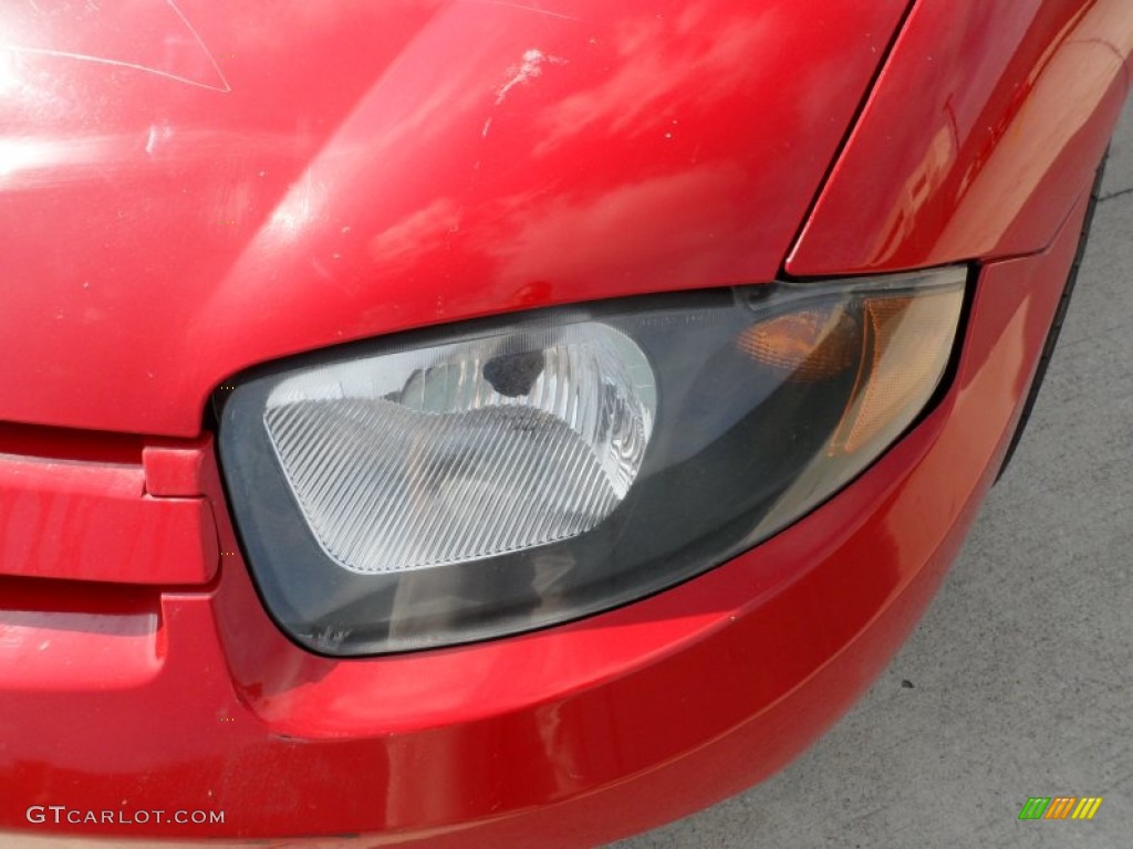 2004 Cavalier Coupe - Victory Red / Graphite photo #10