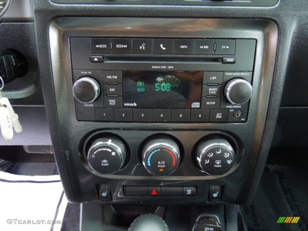 2010 Challenger R/T - Bright Silver Metallic / Dark Slate Gray photo #13