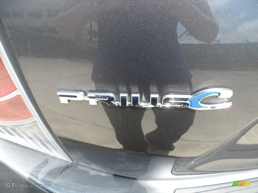 2012 Prius c Hybrid Two - Magnetic Gray Metallic / Light Blue Gray/Black photo #16