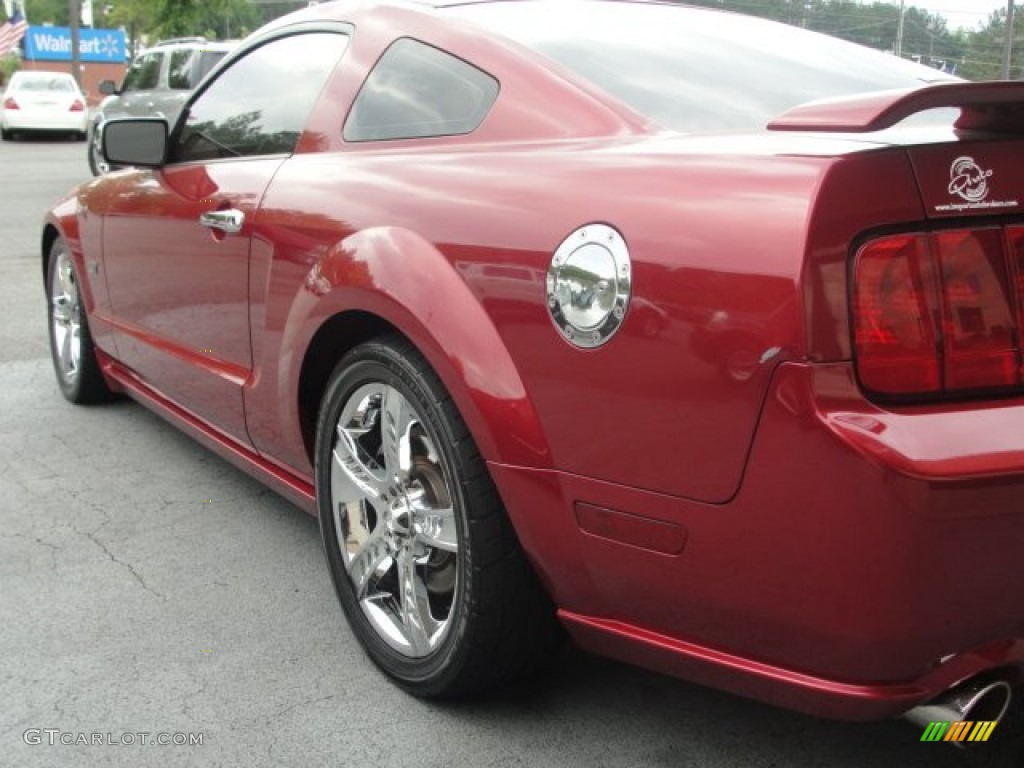 2006 Mustang GT Premium Coupe - Redfire Metallic / Light Graphite photo #13