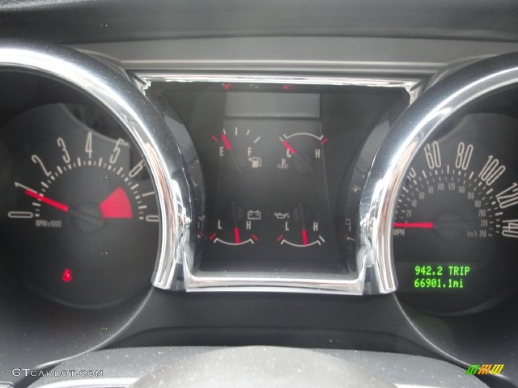 2006 Mustang GT Premium Coupe - Redfire Metallic / Light Graphite photo #19