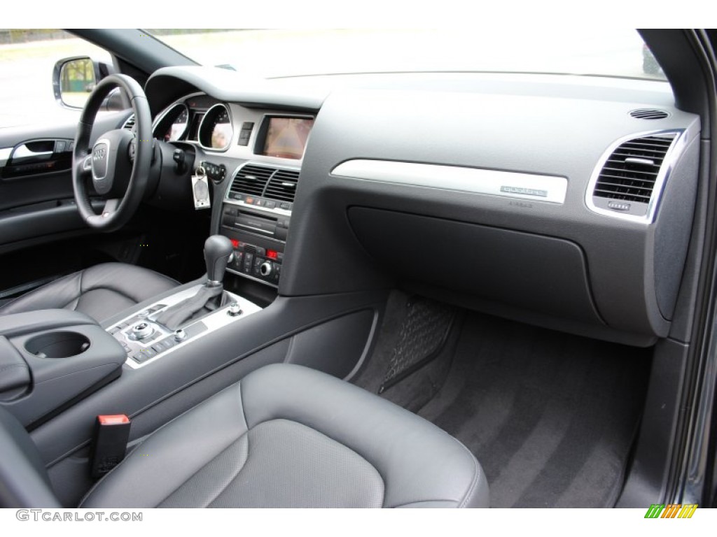 Black Interior 2011 Audi Q7 3.0 TFSI quattro Photo #64402385