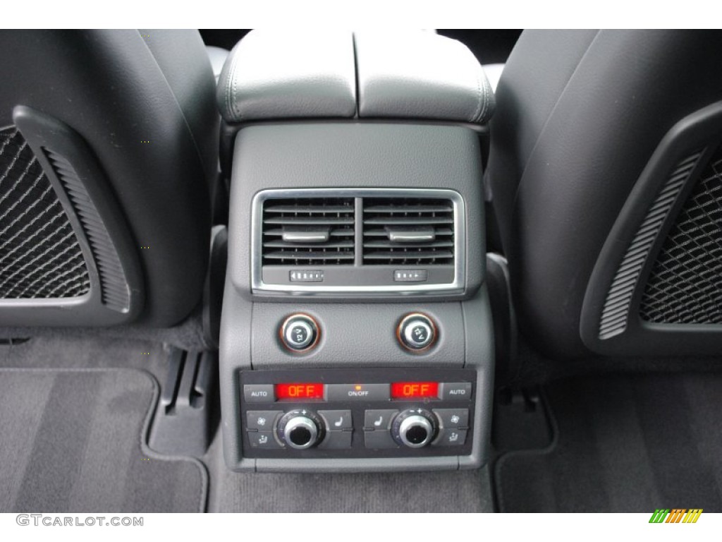 2011 Audi Q7 3.0 TFSI quattro Controls Photo #64402409