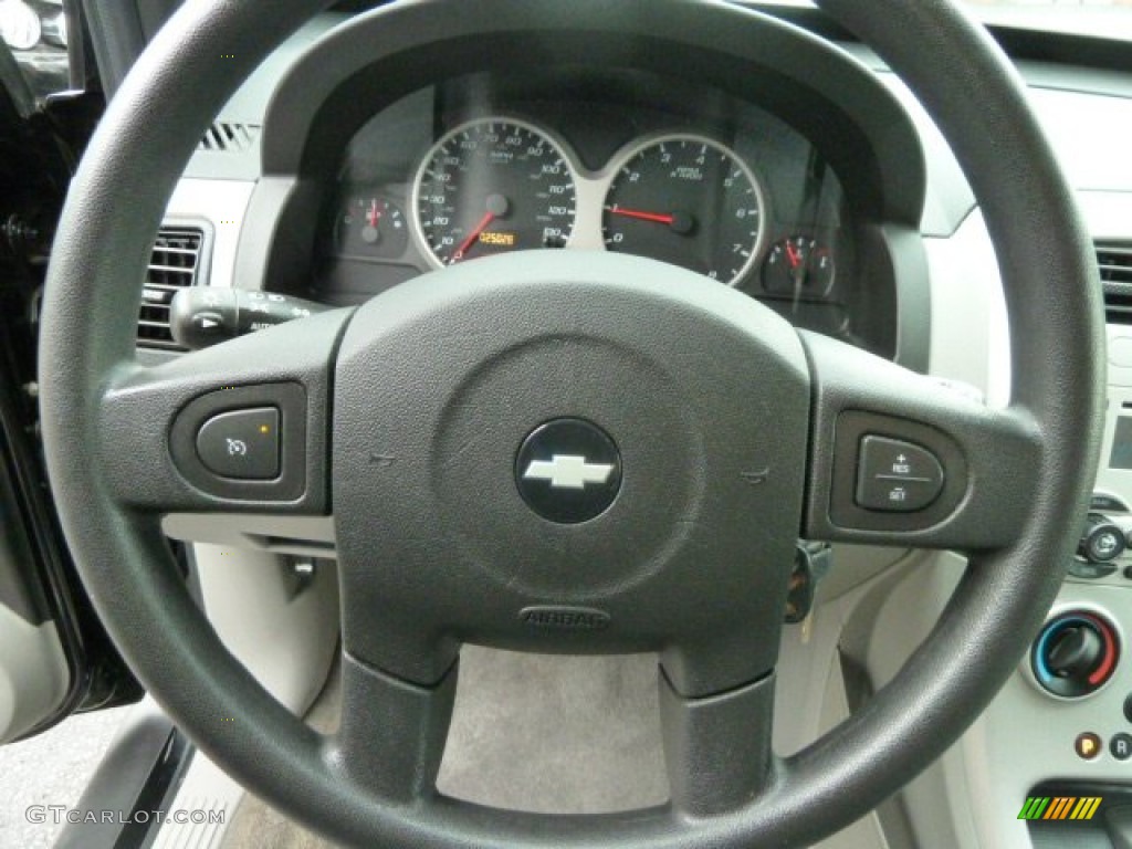 2005 Equinox LS - Black / Light Gray photo #17