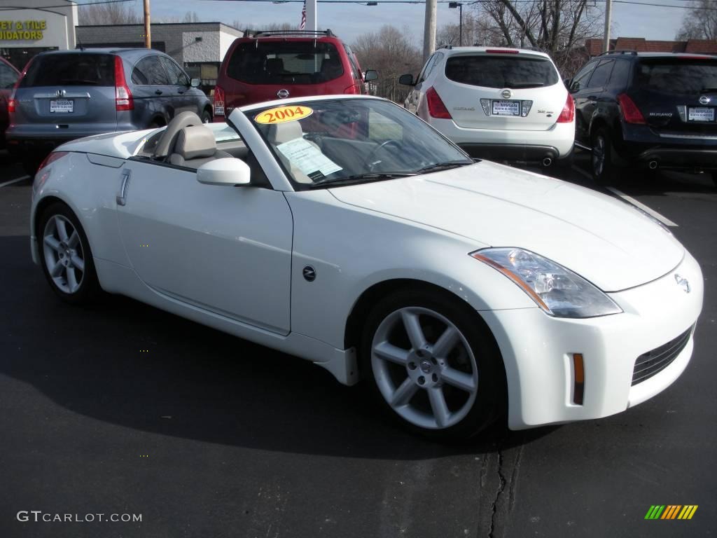 2004 350Z Touring Roadster - Pikes Peak White Pearl / Frost photo #3