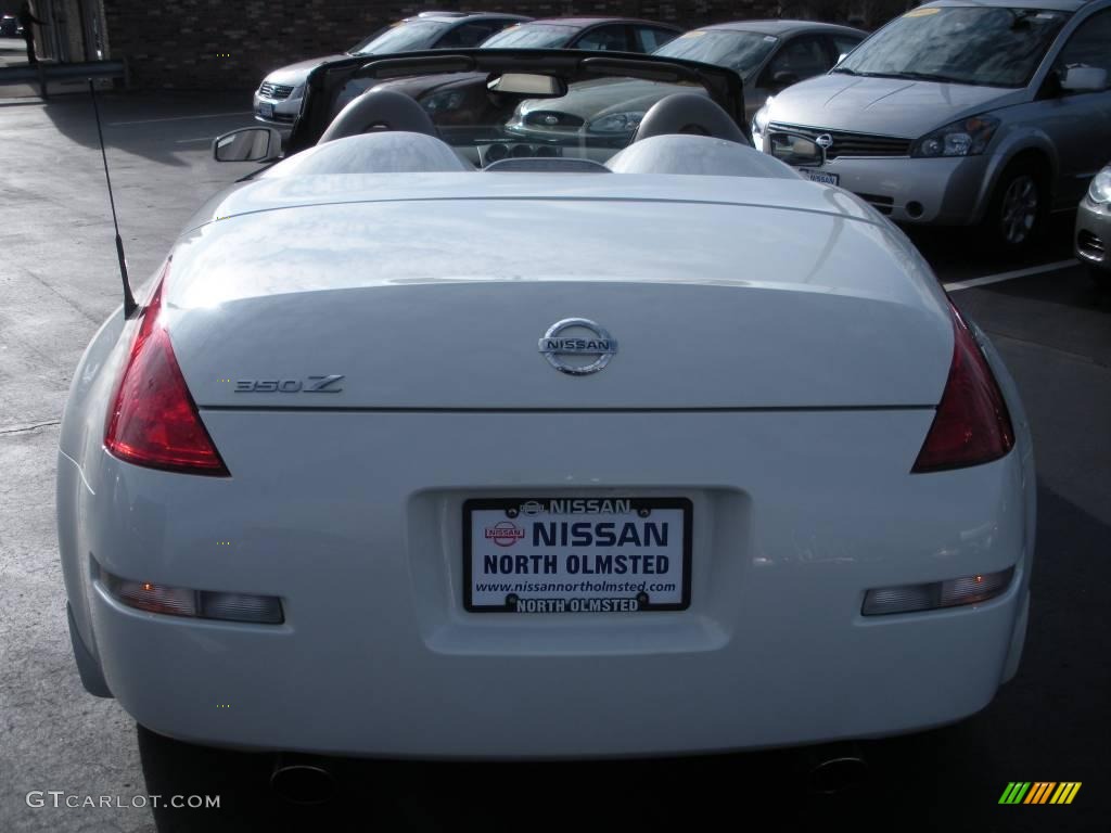 2004 350Z Touring Roadster - Pikes Peak White Pearl / Frost photo #7