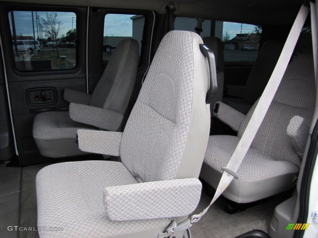 Medium Dark Pewter Interior 2005 Chevrolet Express 1500 LS Passenger Van Photo #64405555